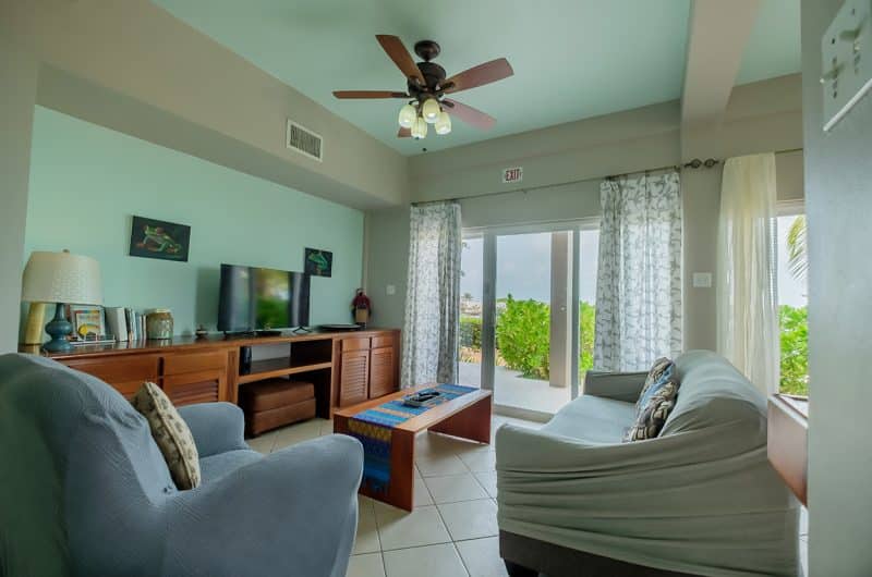 Mara Laguna Waterfront Living Area