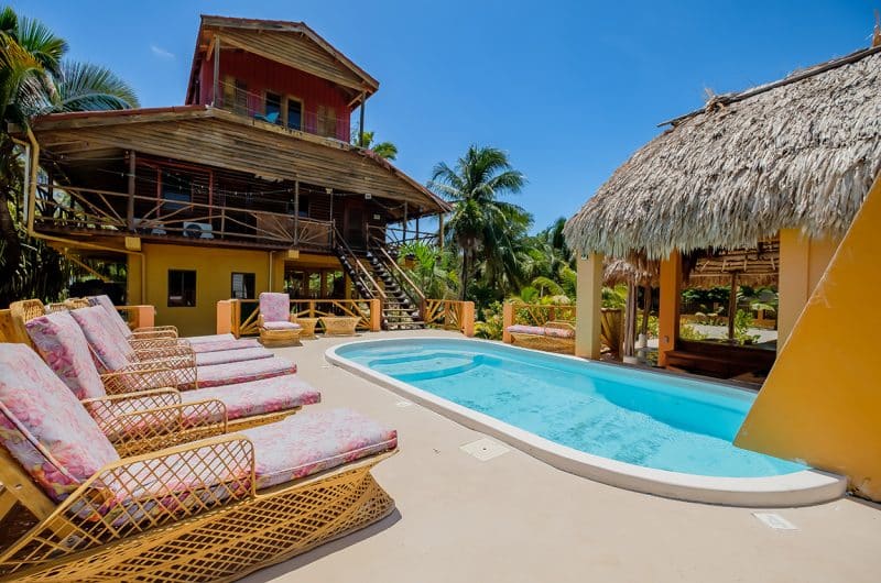Beachview Home in Ambergris Caye - Casa Pura Vida Pool View