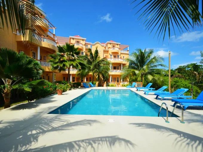 Oceanview Condo At Ambergris Lake Villas 4