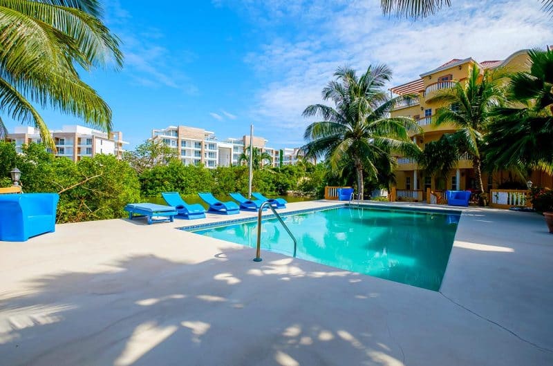 Ambergris Lake Villas - 3 Bedroom Oceanview - View of Pool 3