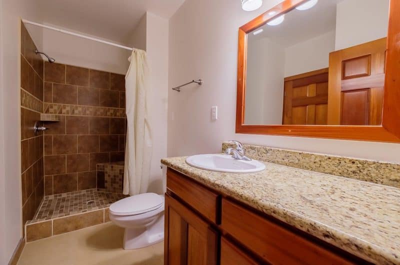 Solitude 2 Bedroom Condominium Belize - Bathroom 2