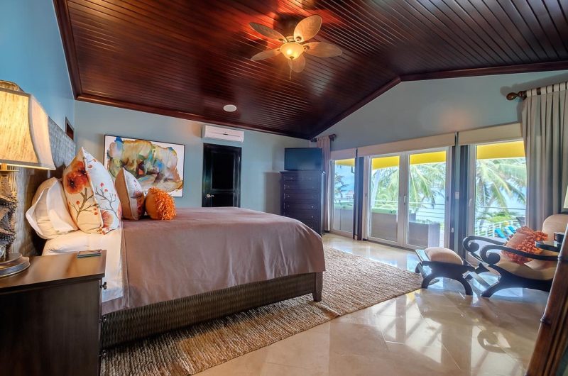 Wataview Beachfront Estate Bedroom