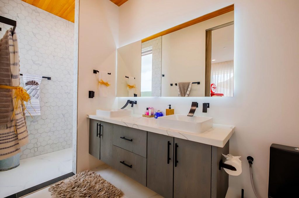 Clear Water Belize 13